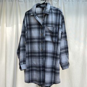 Forever 21 grey and white long flannel. Size large.